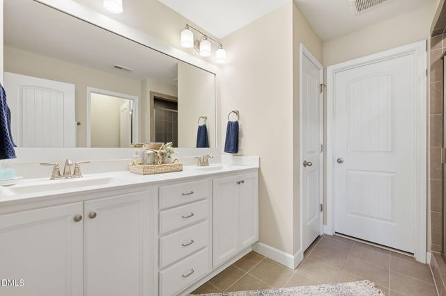 1741 Grandmaster Way, Wake Forest, NC 27587