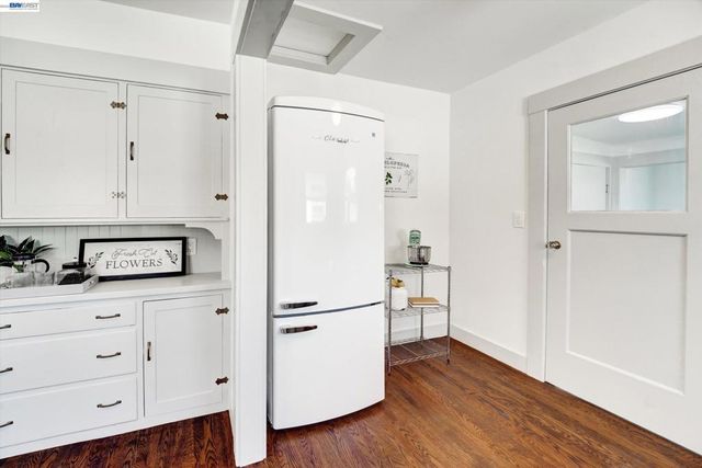 4241 Suter St, Oakland, CA 94619