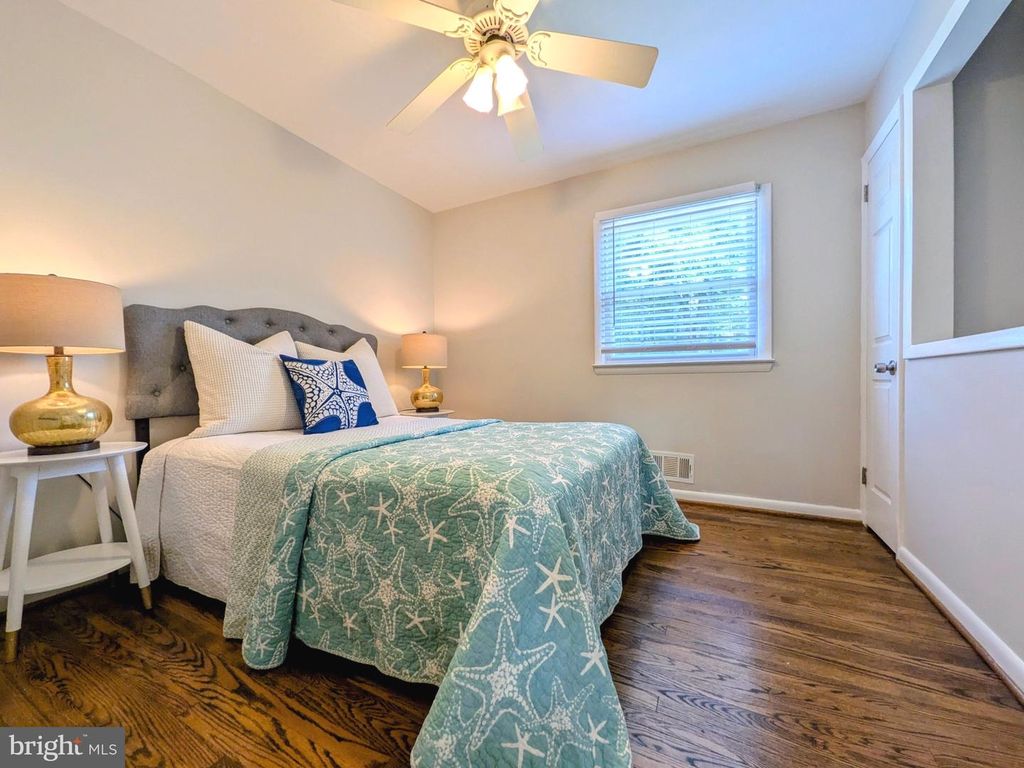 Image 22 of property listing at 29 SHERIDAN RD, Arnold, MD 21012