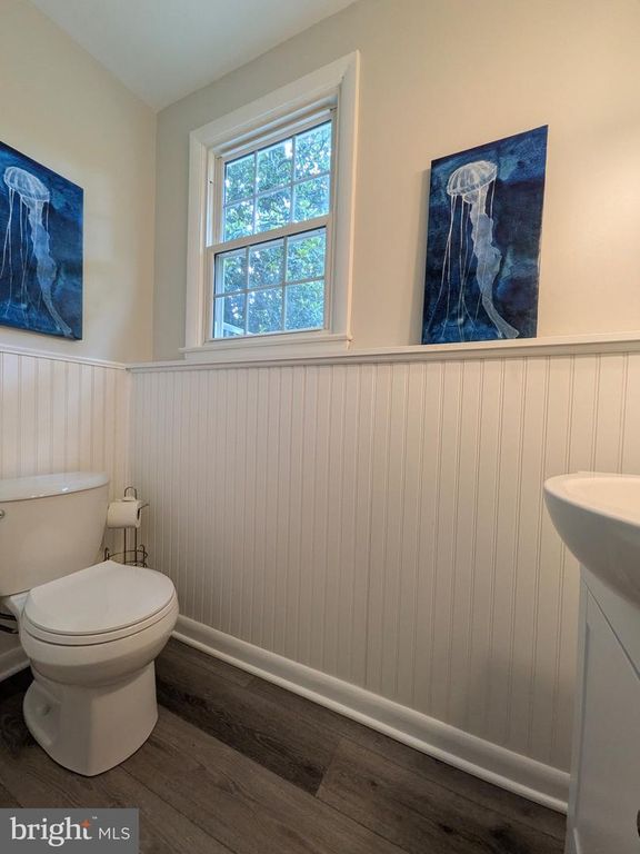 Image 27 of property listing at 29 SHERIDAN RD, Arnold, MD 21012