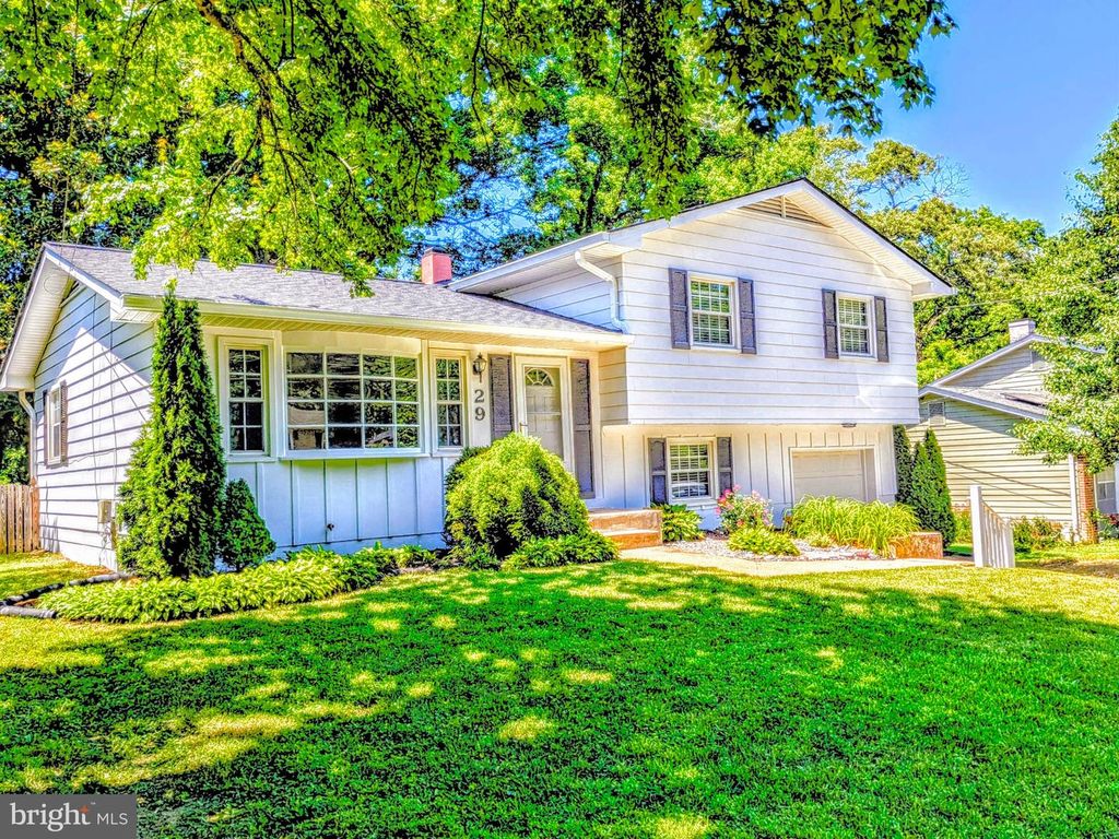 Image 30 of property listing at 29 SHERIDAN RD, Arnold, MD 21012