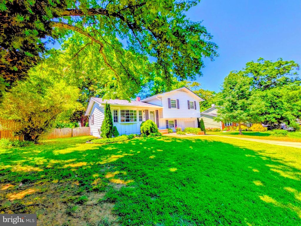 Image 33 of property listing at 29 SHERIDAN RD, Arnold, MD 21012