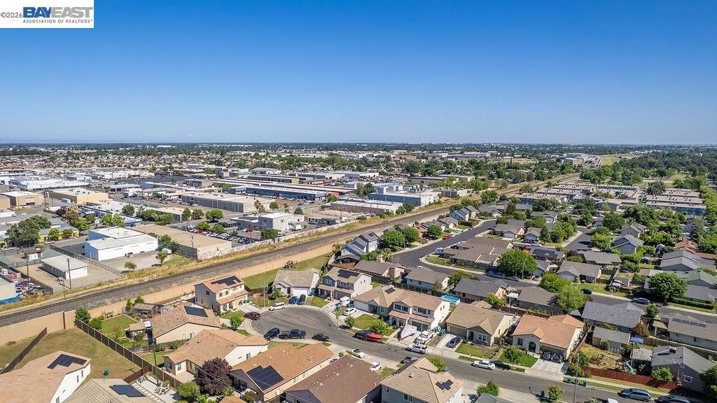 Image 35 of property listing at 910 Fargo St, Stockton, CA 95204