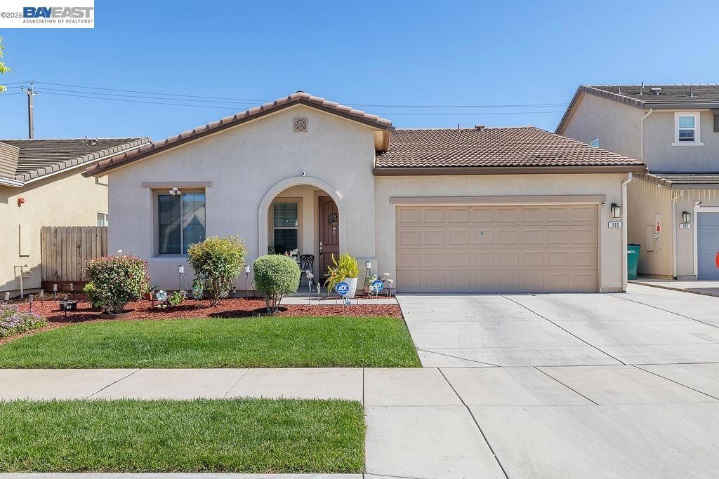 Image 5 of property listing at 910 Fargo St, Stockton, CA 95204
