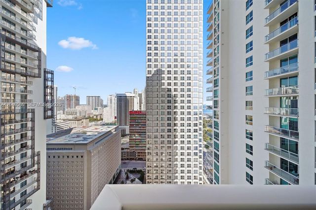 300 S Biscayne Blvd T-2603, Miami, FL 33131