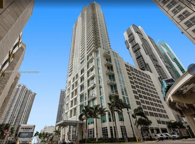 300 S Biscayne Blvd T-2603, Miami, FL 33131