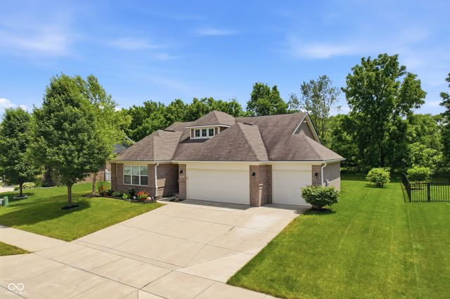 5551 W Turnbuckle Place, Mccordsville, IN 46055