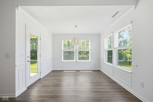 5551 W Turnbuckle Place, Mccordsville, IN 46055