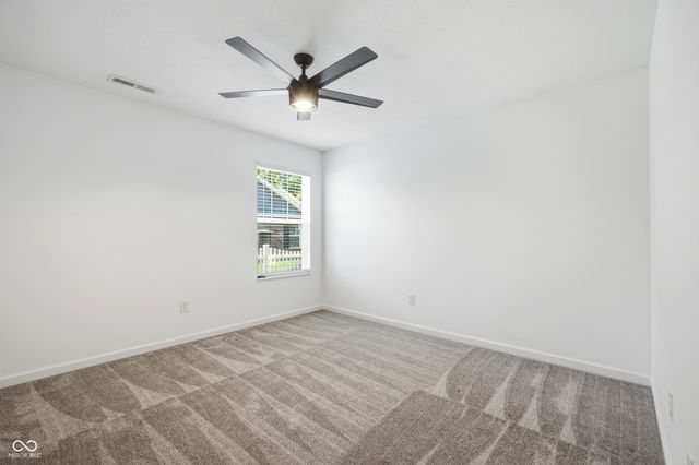 5551 W Turnbuckle Place, Mccordsville, IN 46055