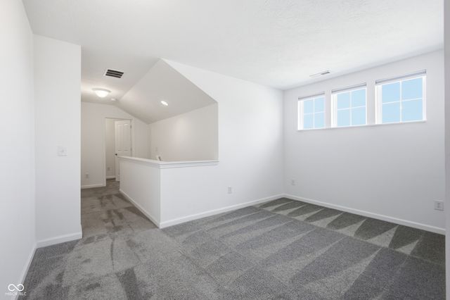 5551 W Turnbuckle Place, Mccordsville, IN 46055