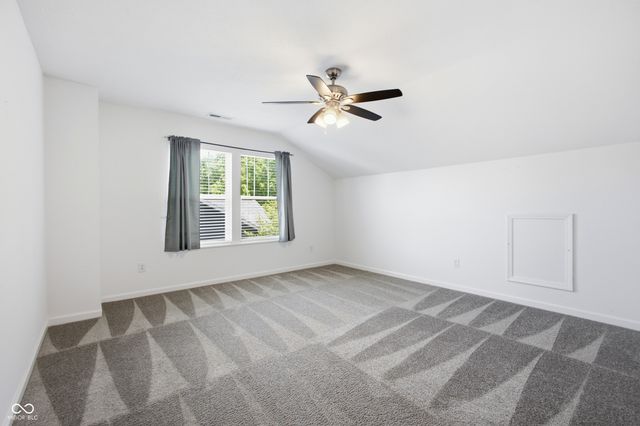 5551 W Turnbuckle Place, Mccordsville, IN 46055