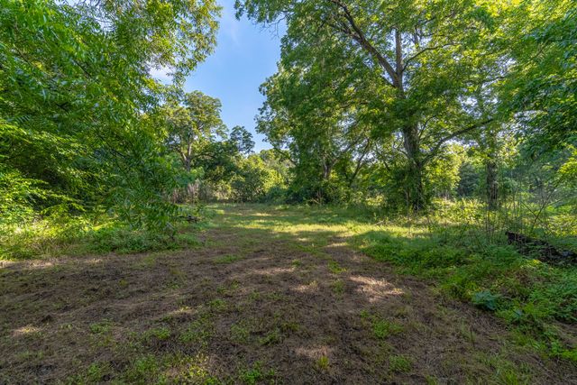 400 W Oak Street, Mansfield, TX 76063