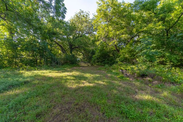 400 W Oak Street, Mansfield, TX 76063