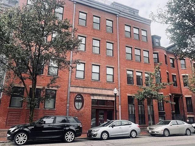 1723 Washington 501, Boston, MA 02118