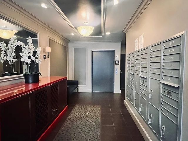 1723 Washington 501, Boston, MA 02118