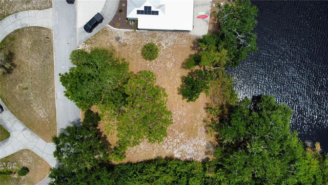 1105 ASHLAND, Tarpon Springs, FL 34689