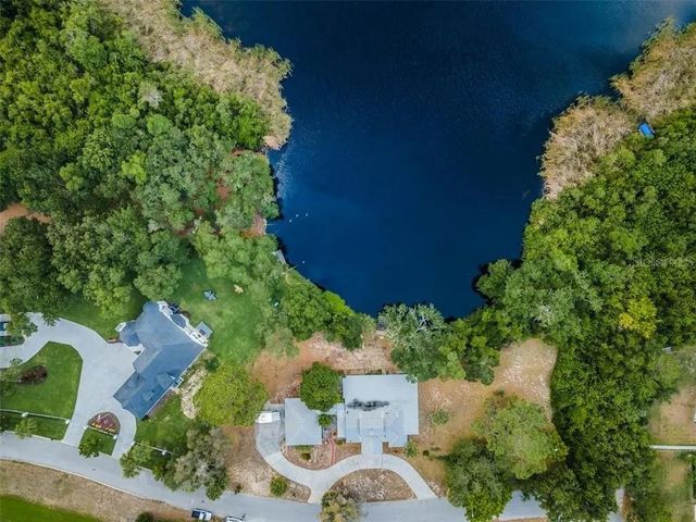 1105 ASHLAND, Tarpon Springs, FL 34689
