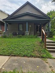 2629 Elmwood Avenue, Kansas City, MO 64127