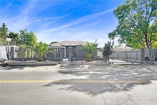 11068 Penrose Street, Sun Valley (los Angeles), CA 91352