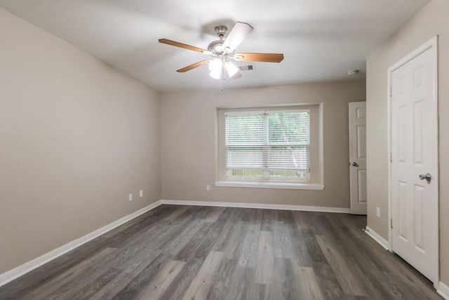 5049 Rifle Road, Conroe, TX 77303