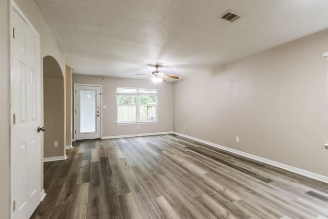 5049 Rifle Road, Conroe, TX 77303