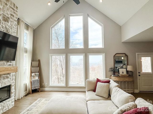 71 View Ridge Parkway, Leicester, NC 28748