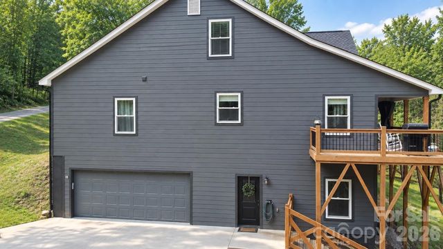 71 View Ridge Parkway, Leicester, NC 28748