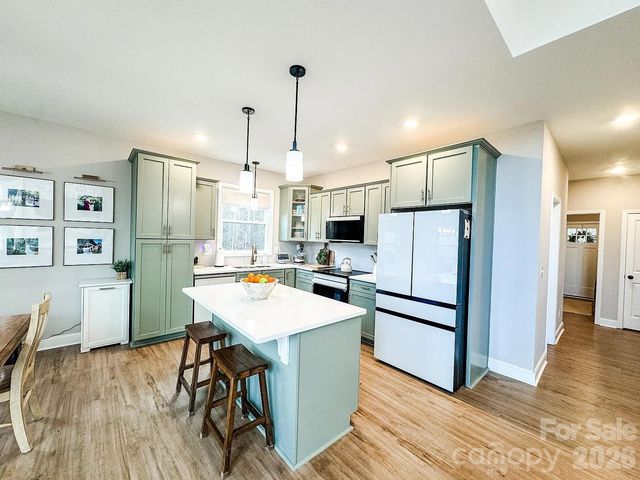 71 View Ridge Parkway, Leicester, NC 28748