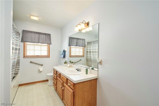 3238 Cherie Cercle, Cuyahoga Falls, OH 44223