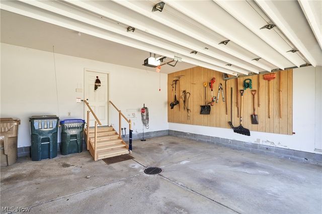 3238 Cherie Cercle, Cuyahoga Falls, OH 44223