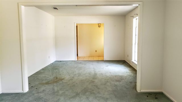 1220 NW 7th Avenue, Mineral Wells, TX 76067