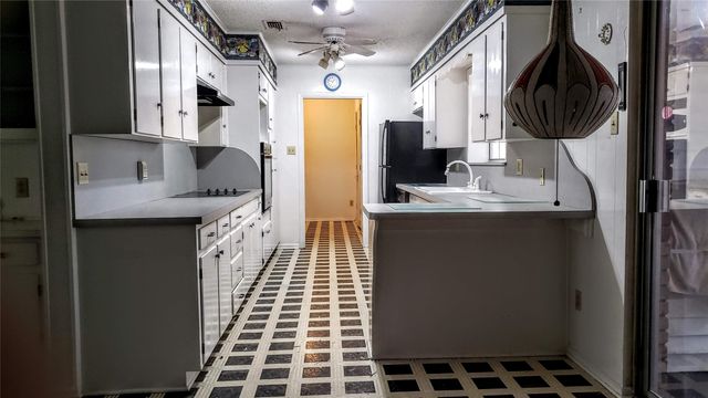 1220 NW 7th Avenue, Mineral Wells, TX 76067