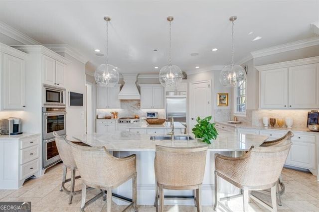 6226 Random Winds Bluff, Gainesville, GA 30506