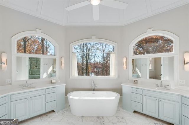 6226 Random Winds Bluff, Gainesville, GA 30506