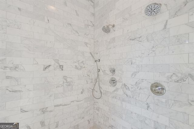 6226 Random Winds Bluff, Gainesville, GA 30506