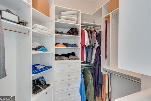 6226 Random Winds Bluff, Gainesville, GA 30506