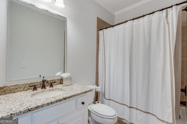 6226 Random Winds Bluff, Gainesville, GA 30506