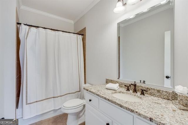 6226 Random Winds Bluff, Gainesville, GA 30506