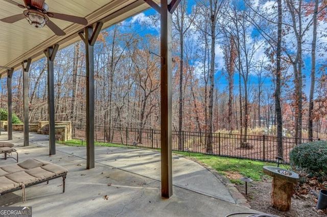 6226 Random Winds Bluff, Gainesville, GA 30506
