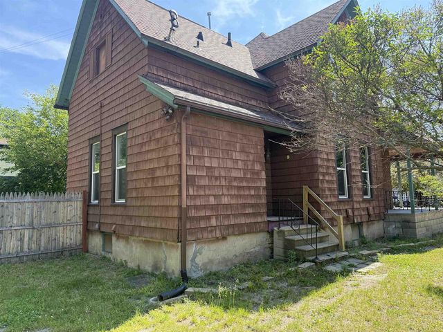 1030 Prairie Avenue, Beloit, WI 53511