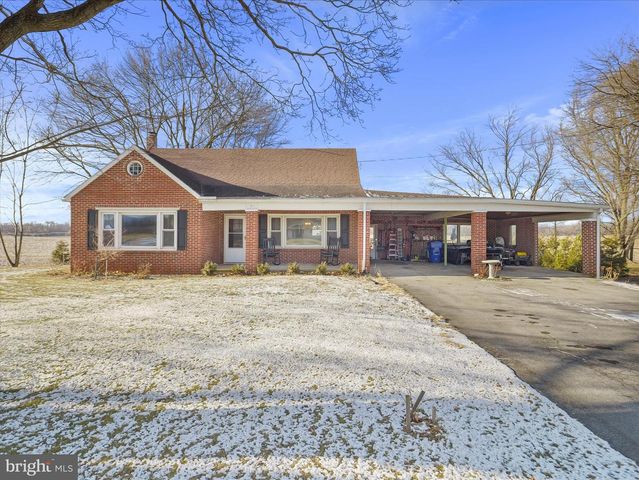 5871 OLDE SCOTLAND RD, Shippensburg, PA 17257