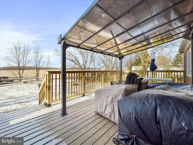 5871 OLDE SCOTLAND RD, Shippensburg, PA 17257