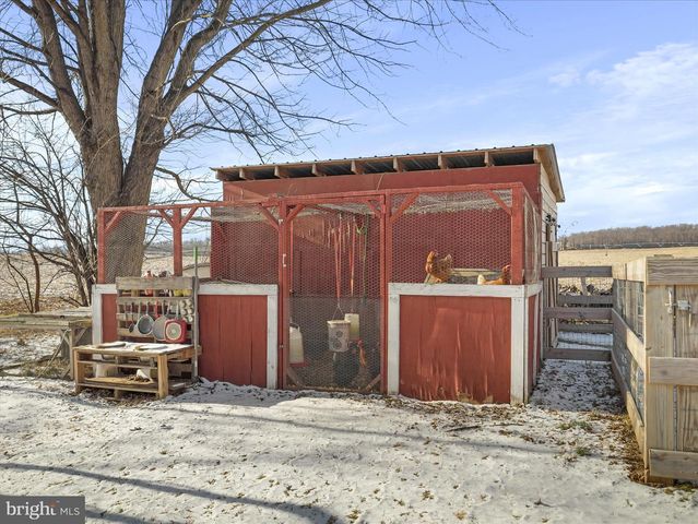 5871 OLDE SCOTLAND RD, Shippensburg, PA 17257