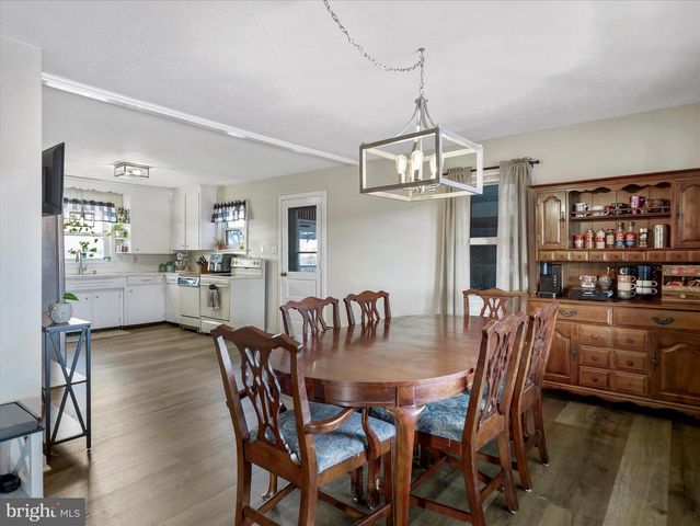 5871 OLDE SCOTLAND RD, Shippensburg, PA 17257