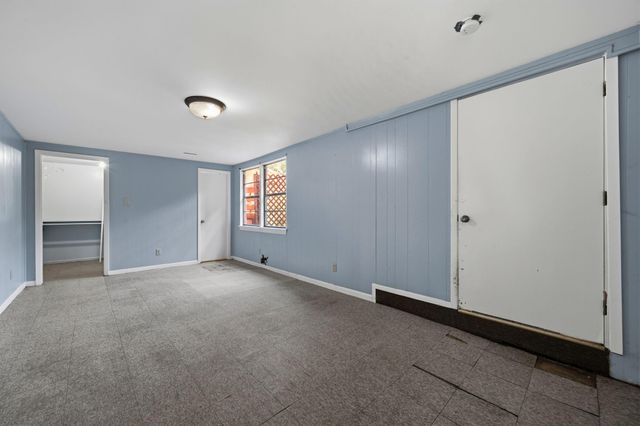 1368 Fish Hatchery Road, Huntsville, TX 77320