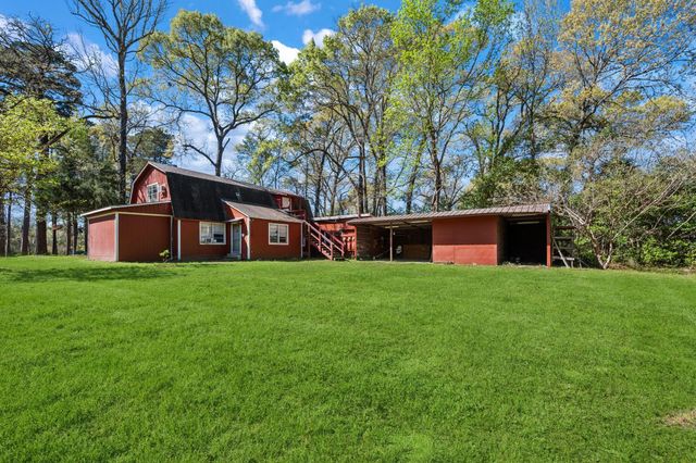 1368 Fish Hatchery Road, Huntsville, TX 77320