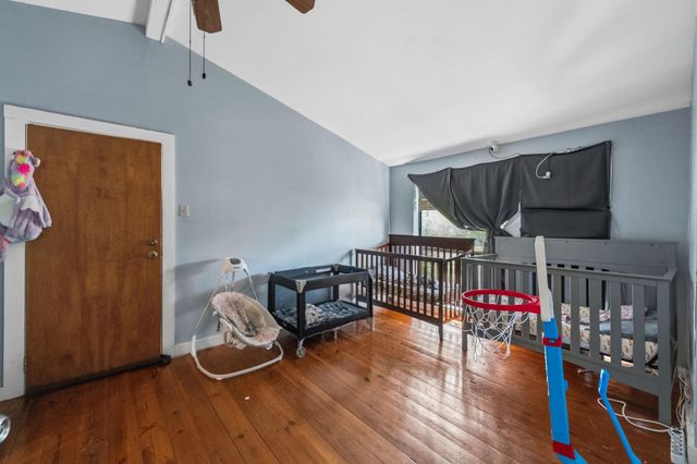 1368 Fish Hatchery Road, Huntsville, TX 77320