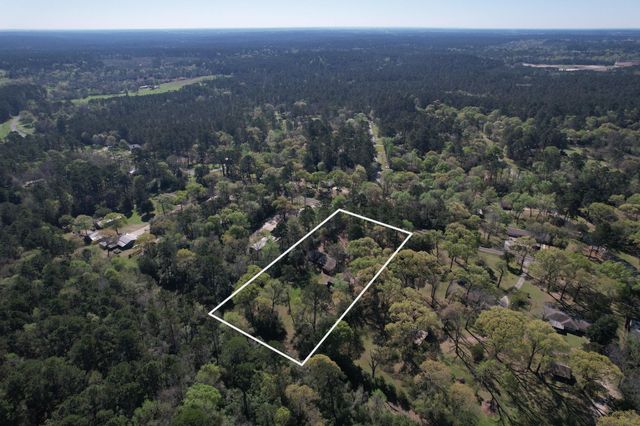 1368 Fish Hatchery Road, Huntsville, TX 77320