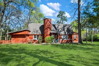 1368 Fish Hatchery Road, Huntsville, TX 77320