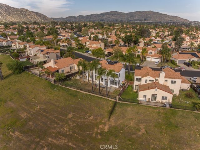10917 Breezy Meadow Drive, Moreno Valley, CA 92557
